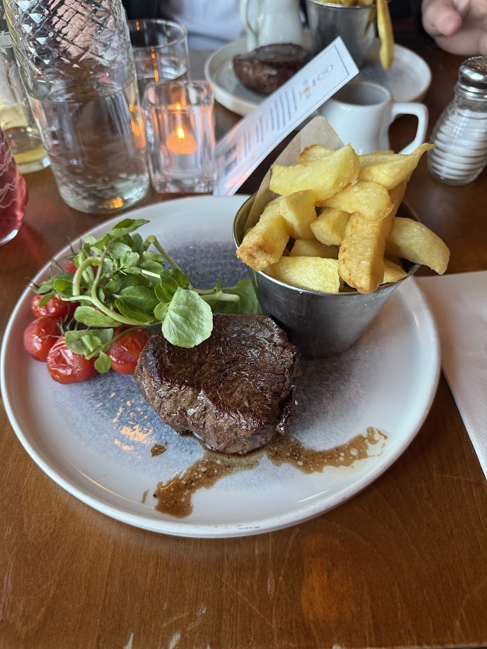 1771472983 711 photo