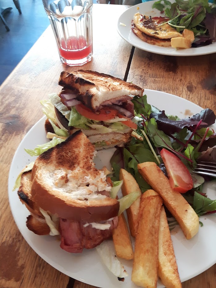 1772733092 383 photo