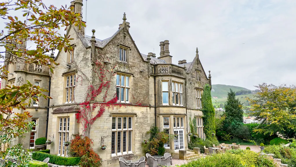 falcon manor near settle